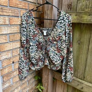 H&M Puff Sleeve Tie Front Blouse in Green and White